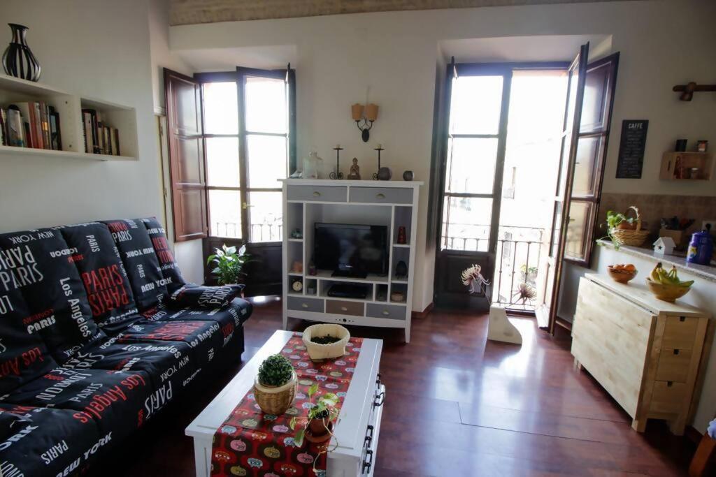 Hosfty Centro Mirador San Marcos 1 Appartement Sevilla Buitenkant foto